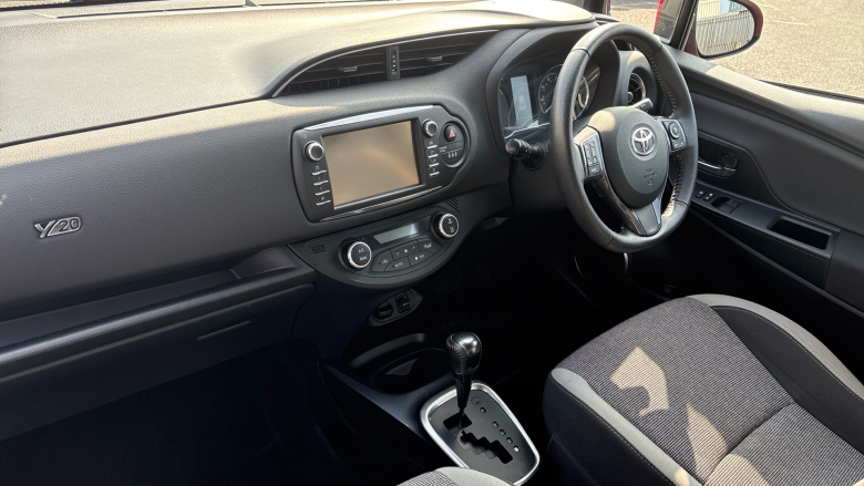 Toyota Yaris 1.5 Hybrid Y20 5dr CVT [Bi-tone] Hybrid Hatchback